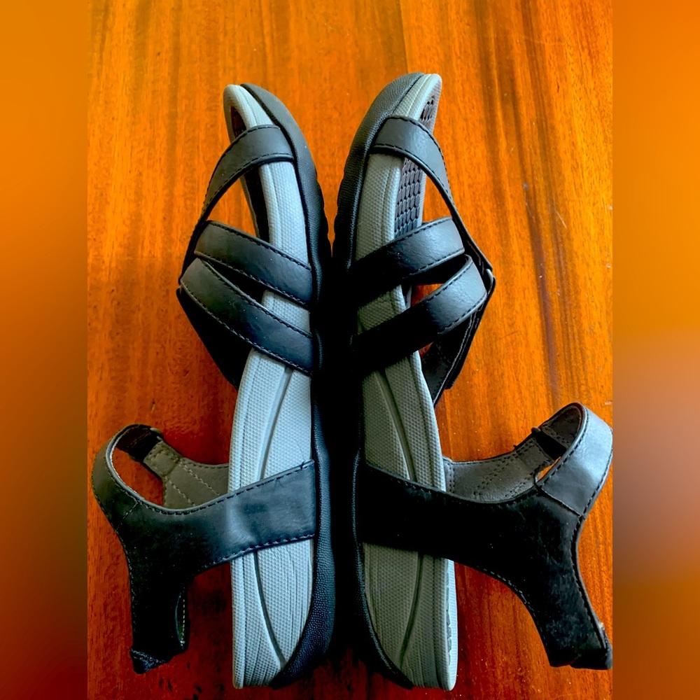 Like new summer sandals